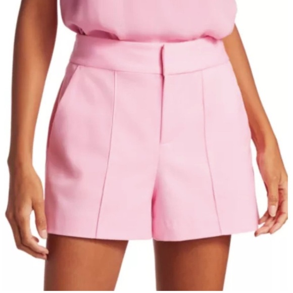 Alice and Olivia Dylan High-Waist pin-tuck shorts 8 - Picture 1 of 9